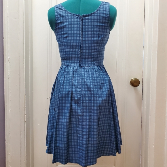 Retrolicious Good Enough to Graph Dress - Picture 3 of 5